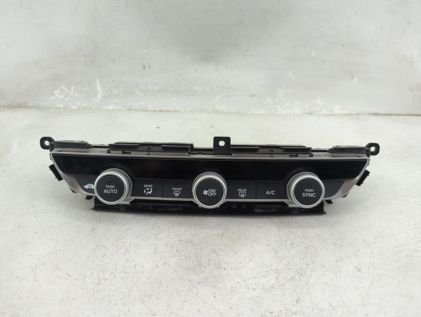 2018 Honda Accord Climate Control Module Temperature AC/Heater Replacement P/N:79610TVAA210M1 SANWA2A955A Fits OEM Used Auto