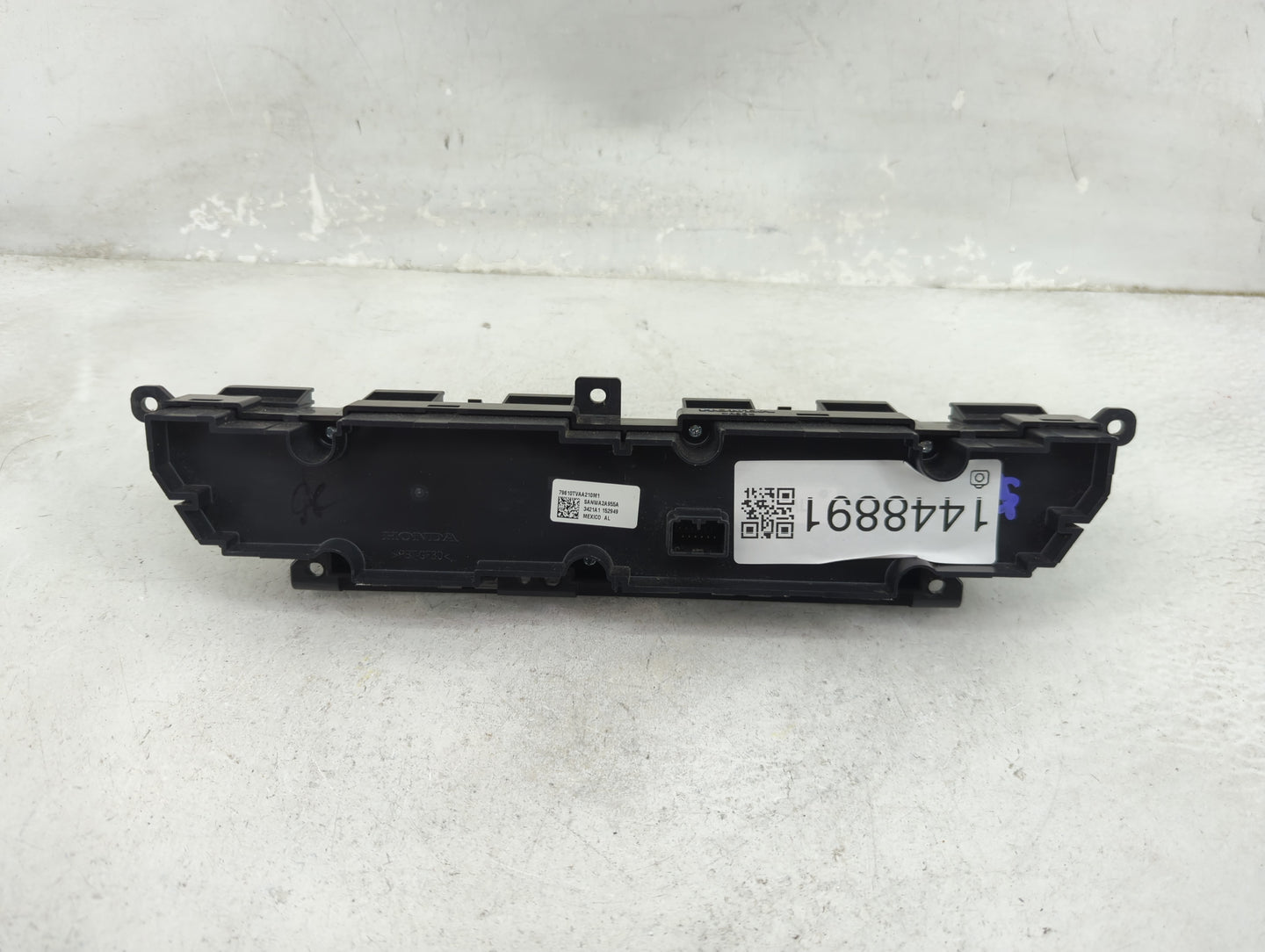 2018 Honda Accord Climate Control Module Temperature AC/Heater Replacement P/N:79610TVAA210M1 SANWA2A955A Fits OEM Used Auto