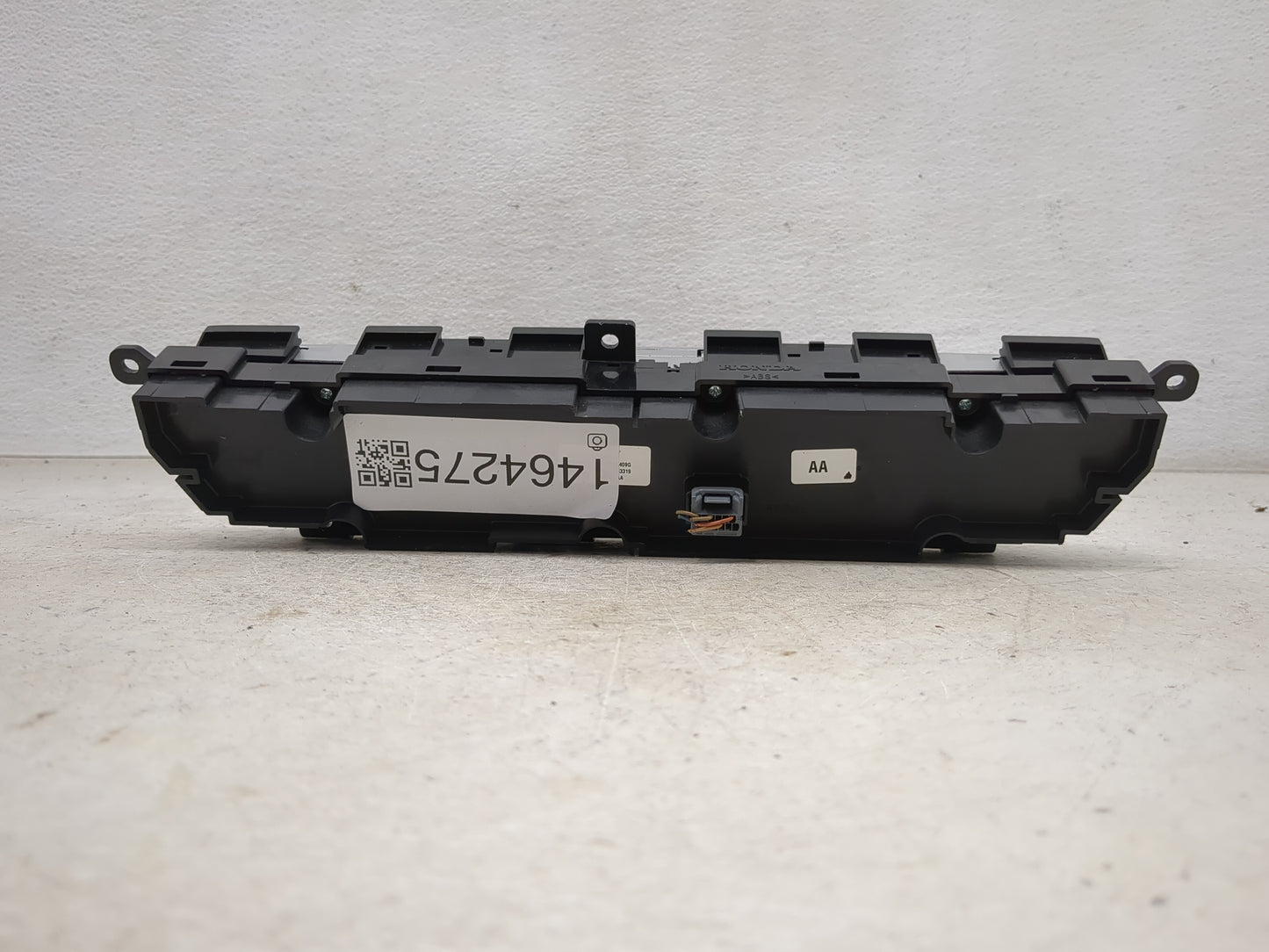 2018-2020 Honda Accord Climate Control Module Temperature AC/Heater Replacement P/N:79610TVAA016M1 Fits Fits 2018 2019 2020 