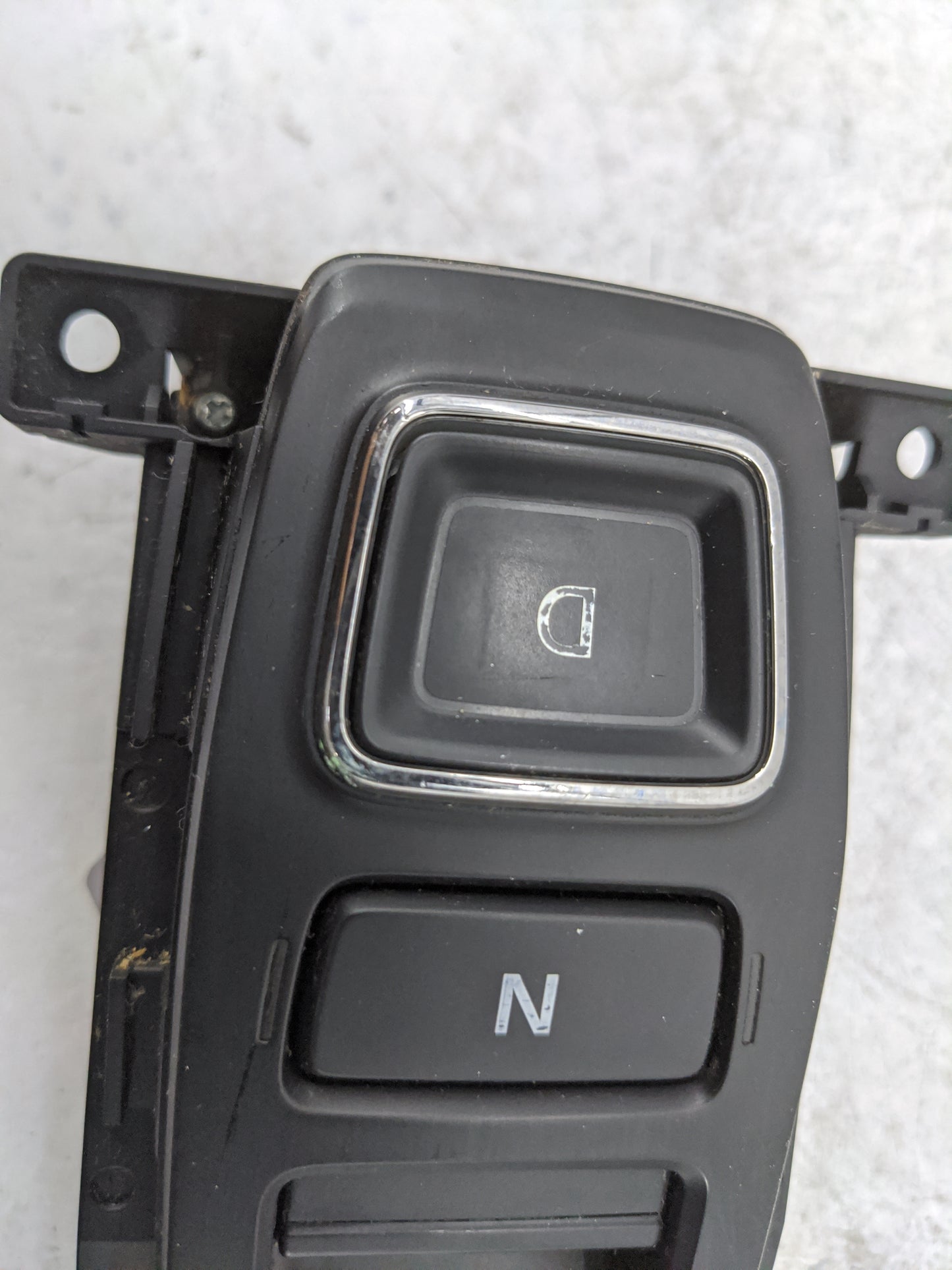 2018 Honda Accord Floor Console Assembly Shifter - Oemusedautoparts1.com