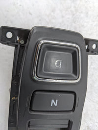 2018 Honda Accord Floor Console Assembly Shifter - Oemusedautoparts1.com