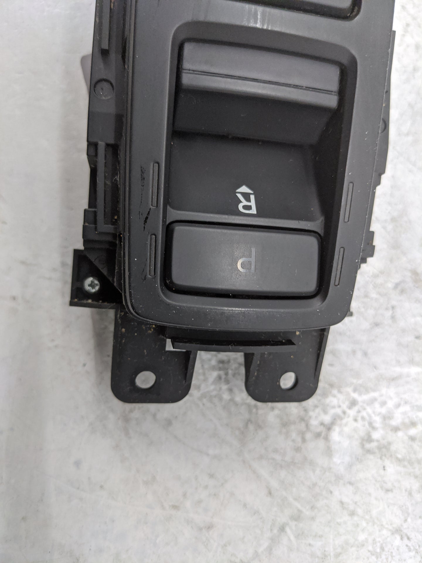 2018 Honda Accord Floor Console Assembly Shifter - Oemusedautoparts1.com