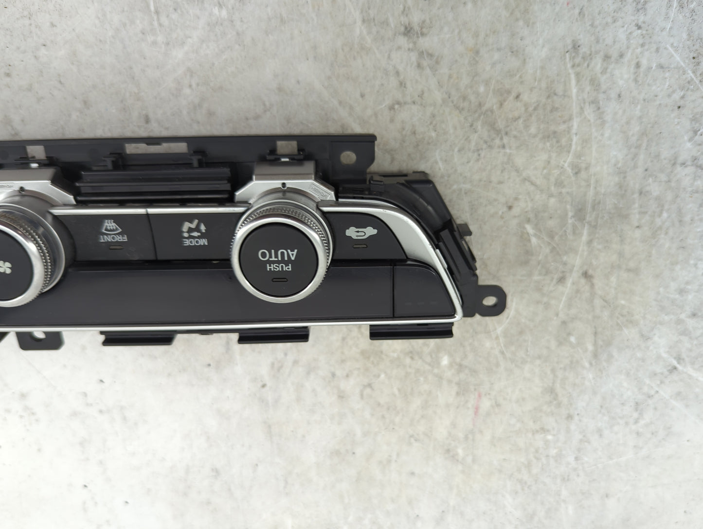 2018-2020 Honda Accord Climate Control Module Temperature AC/Heater Replacement P/N:79610TVAA316M1 SANWA2A413G Fits OEM Used