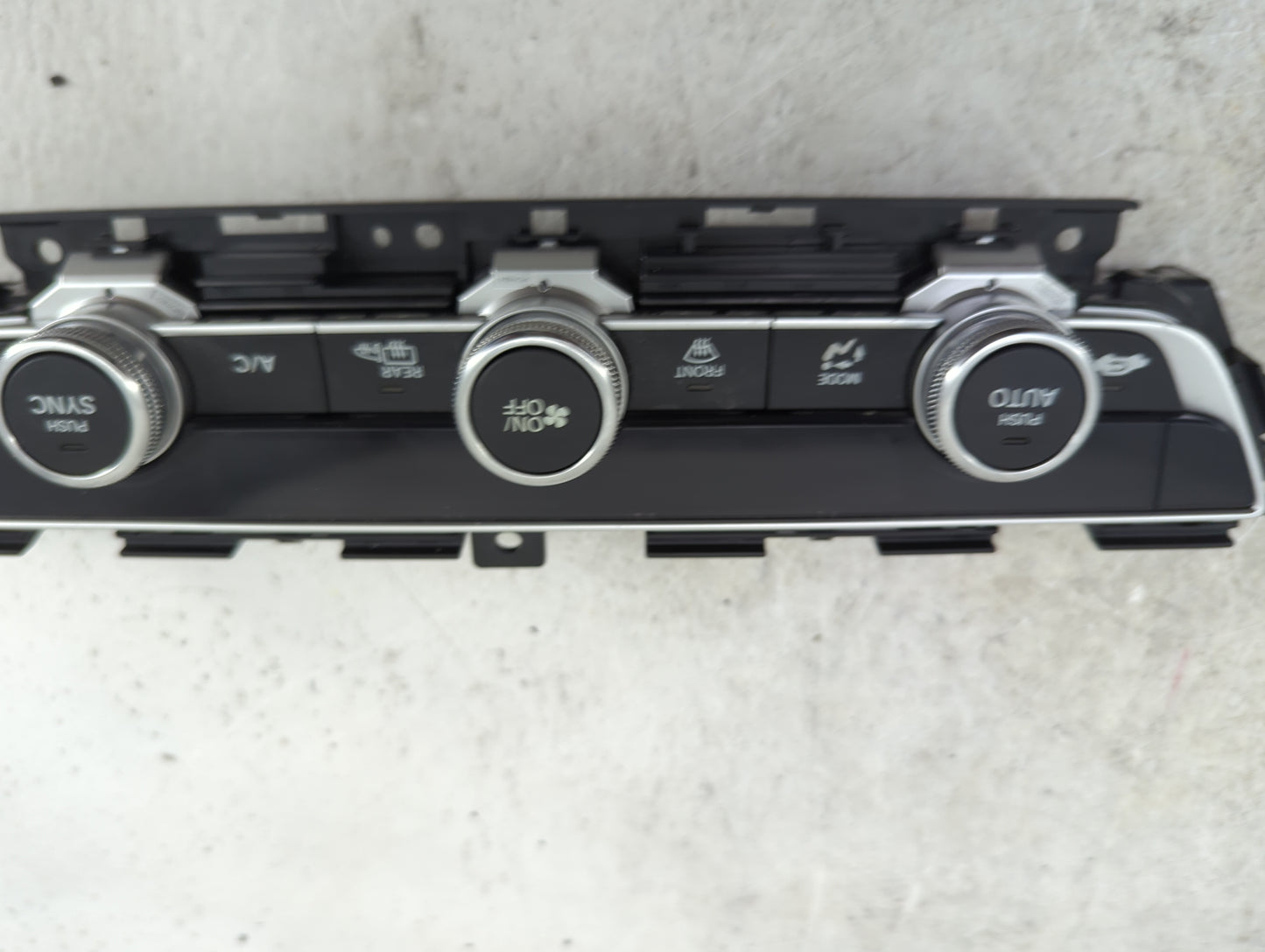 2018-2020 Honda Accord Climate Control Module Temperature AC/Heater Replacement P/N:79610TVAA316M1 SANWA2A413G Fits OEM Used