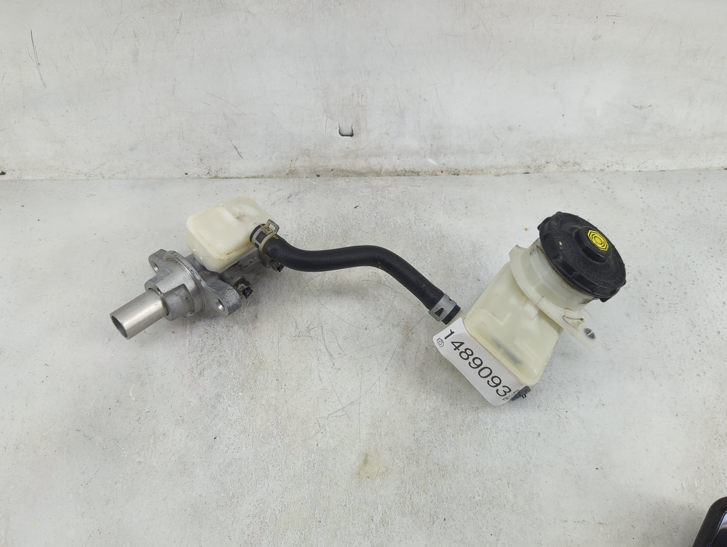 2021-2022 Honda Accord Brake Master Cylinder - Oemusedautoparts1.com