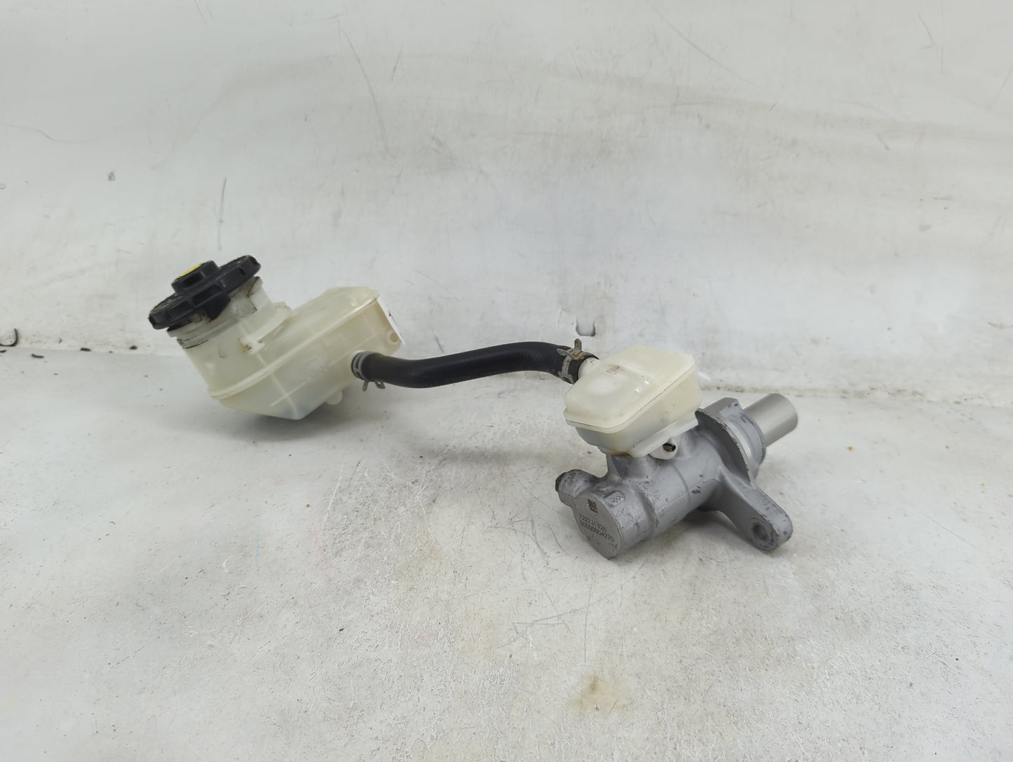2021-2022 Honda Accord Brake Master Cylinder - Oemusedautoparts1.com