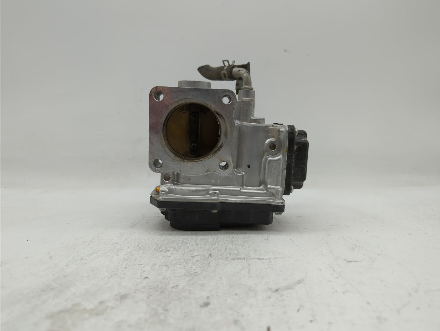 2018-2019 Honda Accord Throttle Body P/N:GMG9A Fits Fits 2016 2017 2018 2019 OEM Used Auto Parts - Oemusedautoparts1.com
