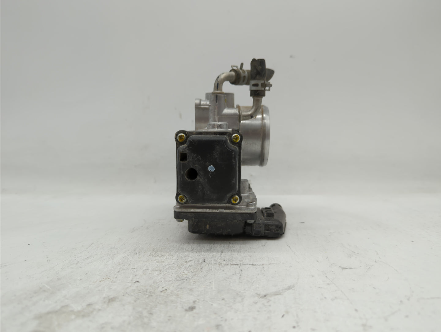 2018-2019 Honda Accord Throttle Body P/N:GMG9A Fits Fits 2016 2017 2018 2019 OEM Used Auto Parts - Oemusedautoparts1.com
