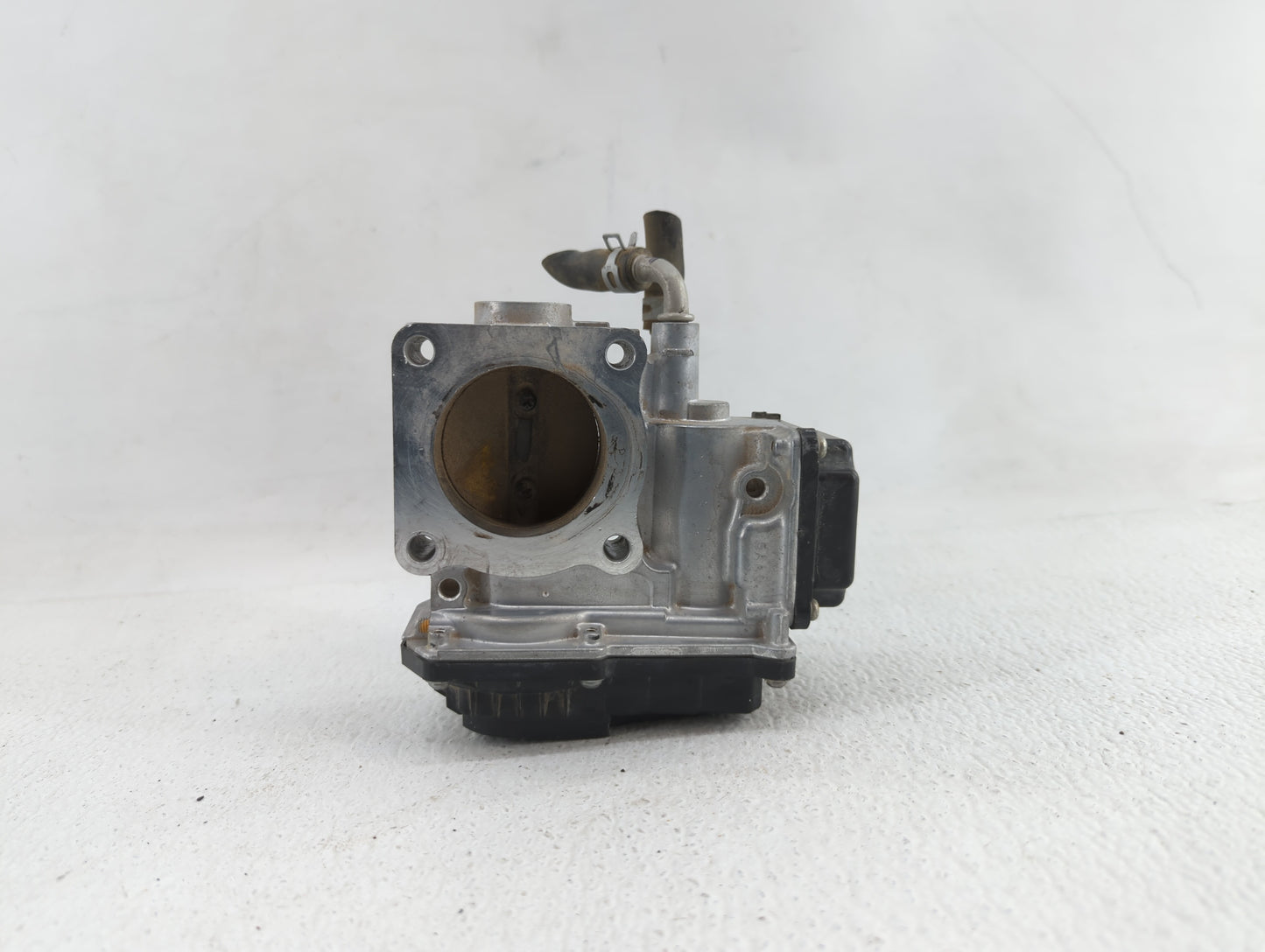 2018-2019 Honda Accord Throttle Body P/N:GMG9A Fits Fits 2016 2017 2018 2019 OEM Used Auto Parts - Oemusedautoparts1.com