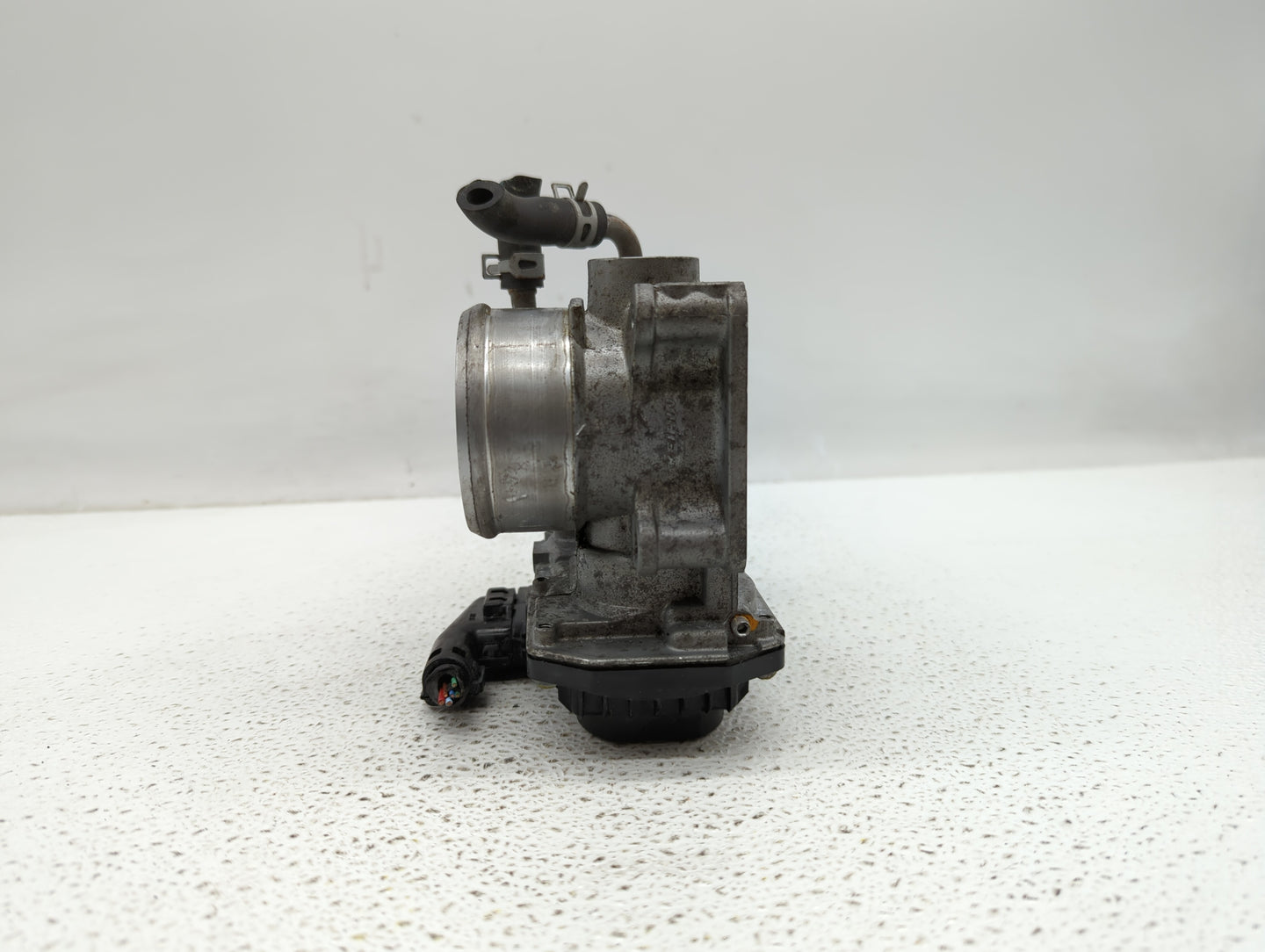 2018-2019 Honda Accord Throttle Body P/N:GMG9A Fits Fits 2016 2017 2018 2019 OEM Used Auto Parts - Oemusedautoparts1.com