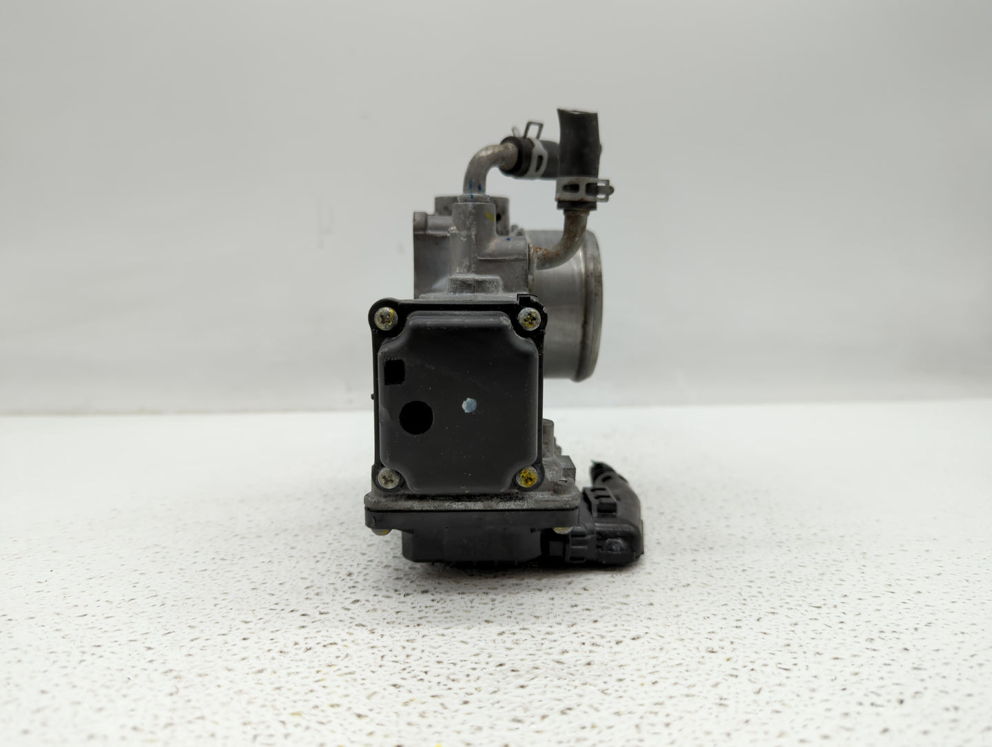 2018-2019 Honda Accord Throttle Body P/N:GMG9A Fits Fits 2016 2017 2018 2019 OEM Used Auto Parts - Oemusedautoparts1.com