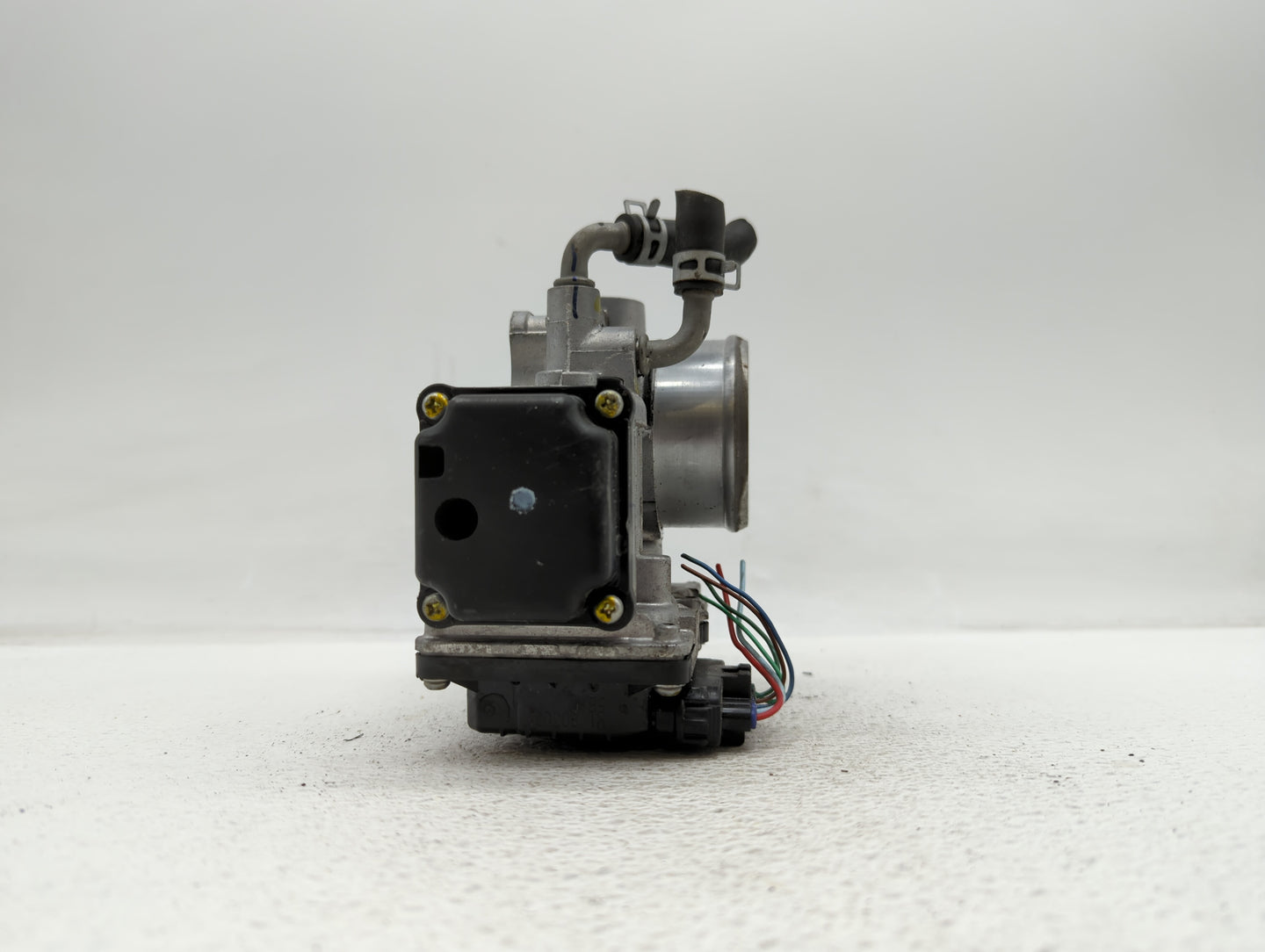 2018-2019 Honda Accord Throttle Body P/N:GMG9A Fits Fits 2016 2017 2018 2019 OEM Used Auto Parts - Oemusedautoparts1.com