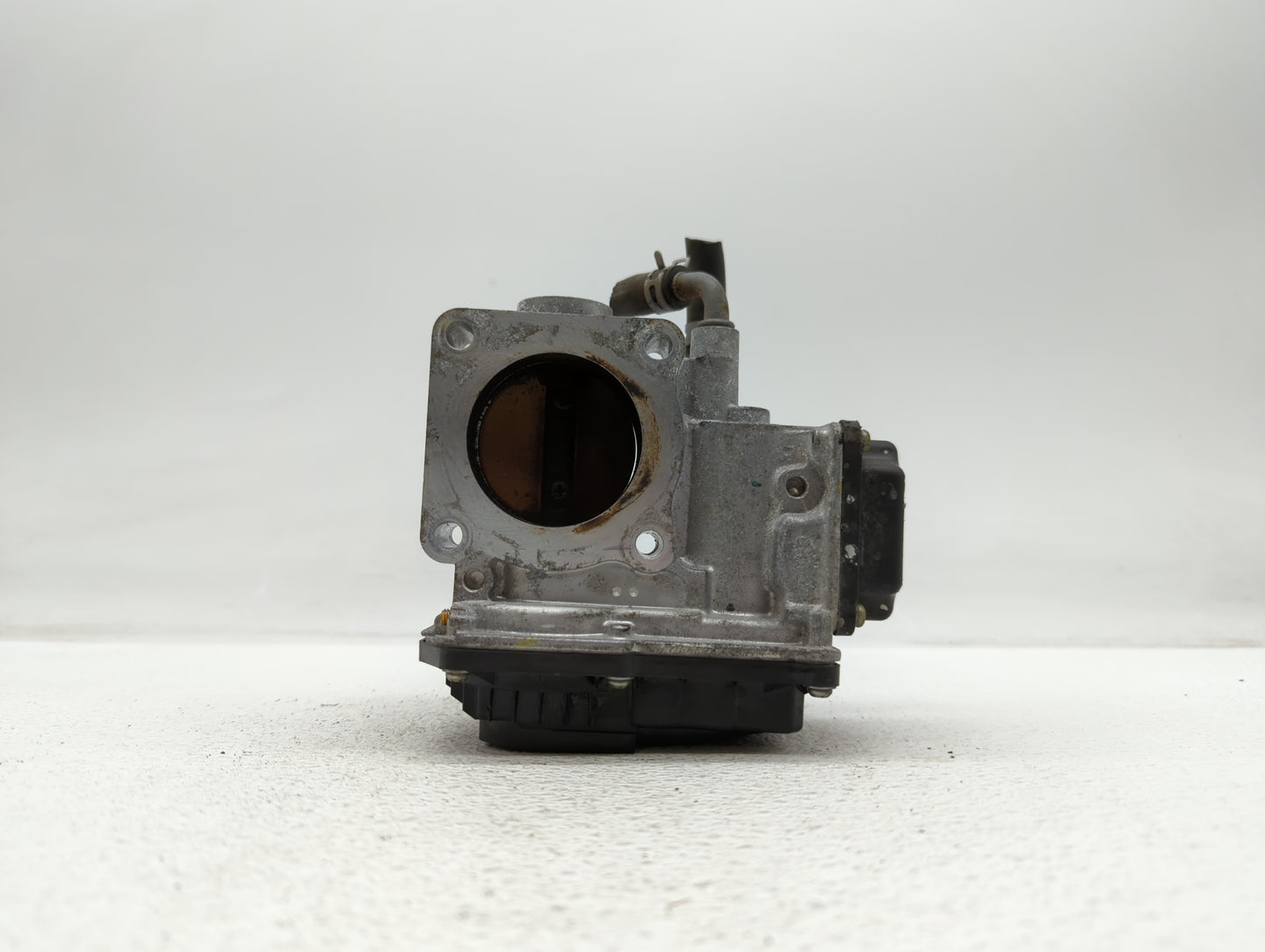 2018-2019 Honda Accord Throttle Body P/N:GMG9A Fits Fits 2016 2017 2018 2019 OEM Used Auto Parts - Oemusedautoparts1.com
