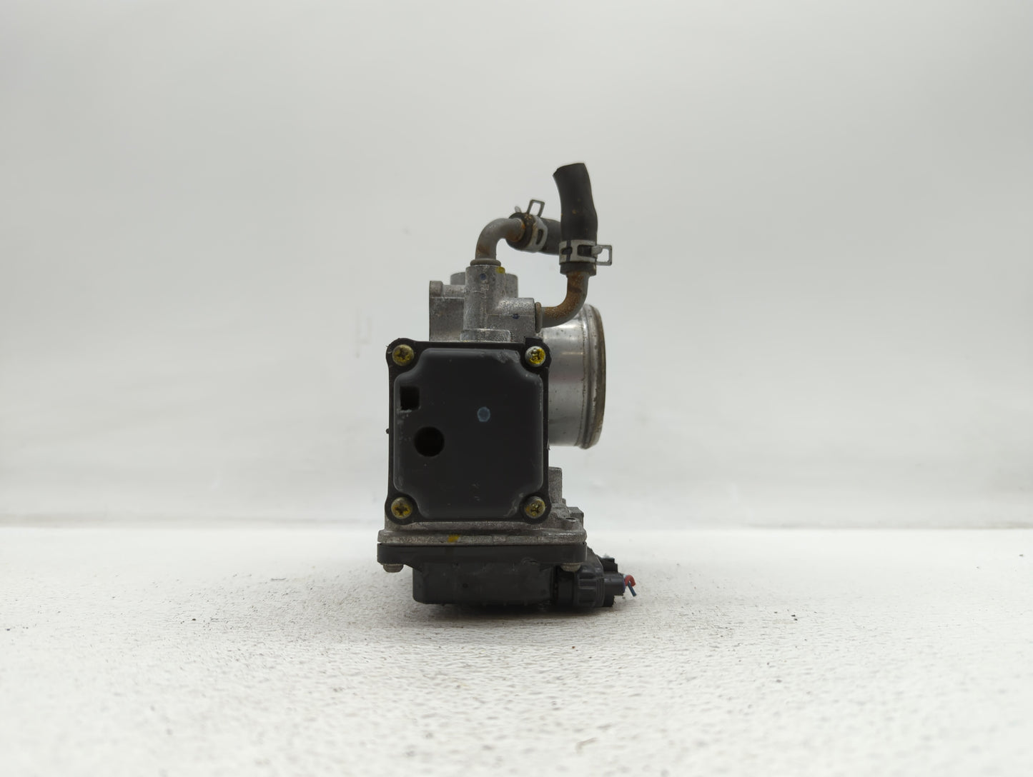 2018-2019 Honda Accord Throttle Body P/N:GMG9A Fits Fits 2016 2017 2018 2019 OEM Used Auto Parts - Oemusedautoparts1.com