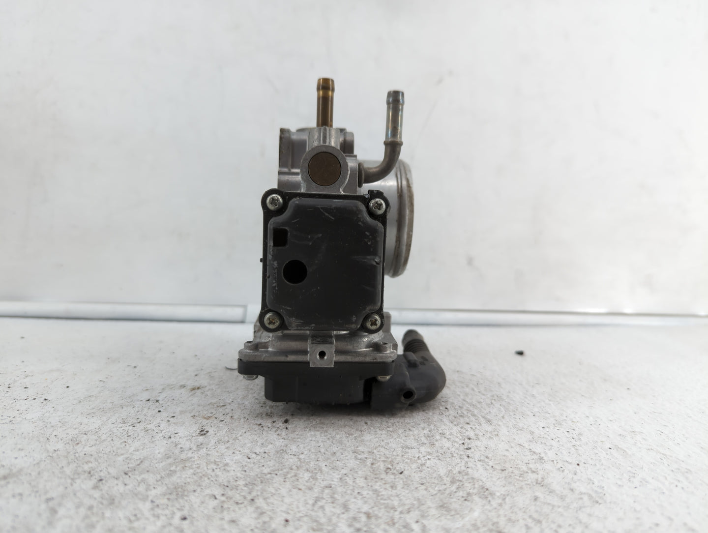 2018-2019 Honda Accord Throttle Body P/N:GMH0A Fits Fits 2017 2018 2019 OEM Used Auto Parts - Oemusedautoparts1.com