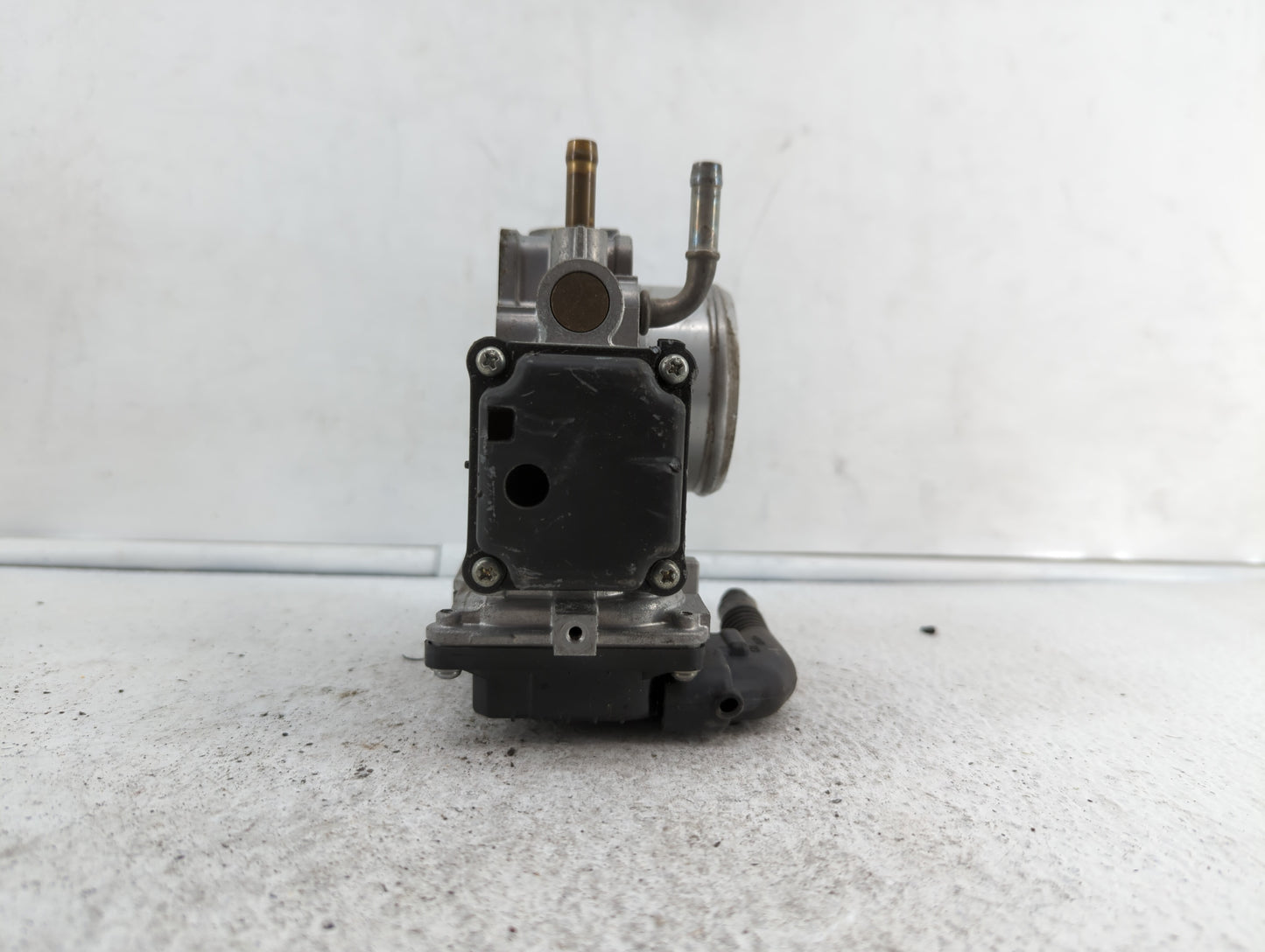 2018-2019 Honda Accord Throttle Body P/N:GMH0A Fits Fits 2017 2018 2019 OEM Used Auto Parts - Oemusedautoparts1.com