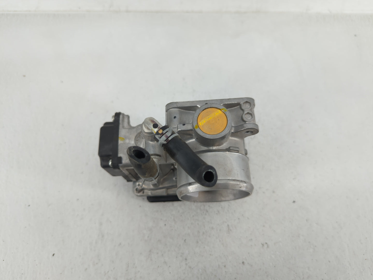 2018-2022 Honda Accord Throttle Body P/N:GMG9A Fits Fits 2016 2017 2018 2019 2020 2021 2022 OEM Used Auto Parts - Oemusedaut