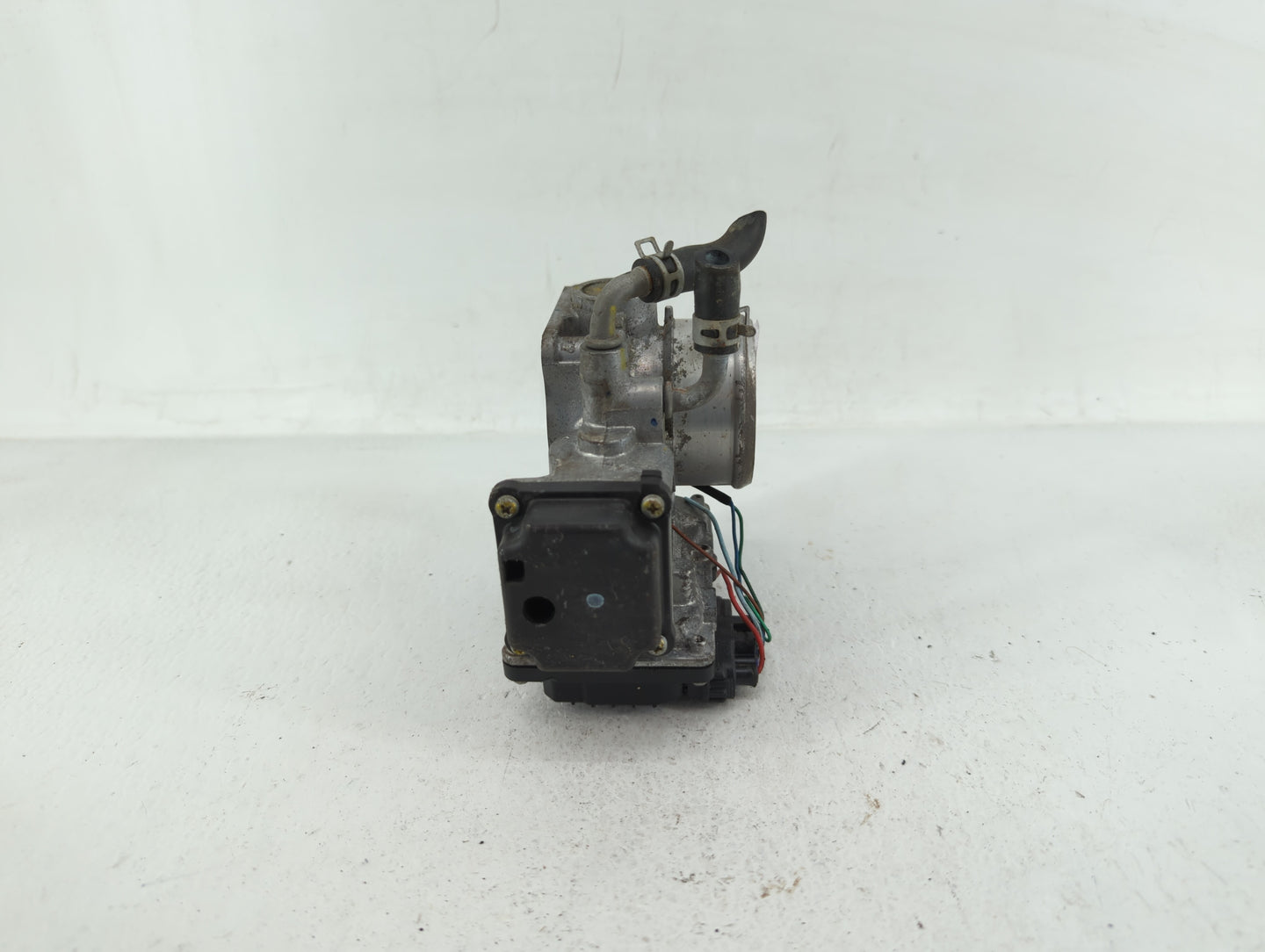 2018-2022 Honda Accord Throttle Body P/N:GMG9A Fits Fits 2016 2017 2018 2019 2020 2021 2022 OEM Used Auto Parts - Oemusedaut