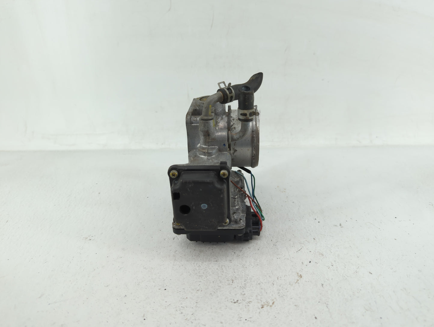 2018-2022 Honda Accord Throttle Body P/N:GMG9A Fits Fits 2016 2017 2018 2019 2020 2021 2022 OEM Used Auto Parts - Oemusedaut