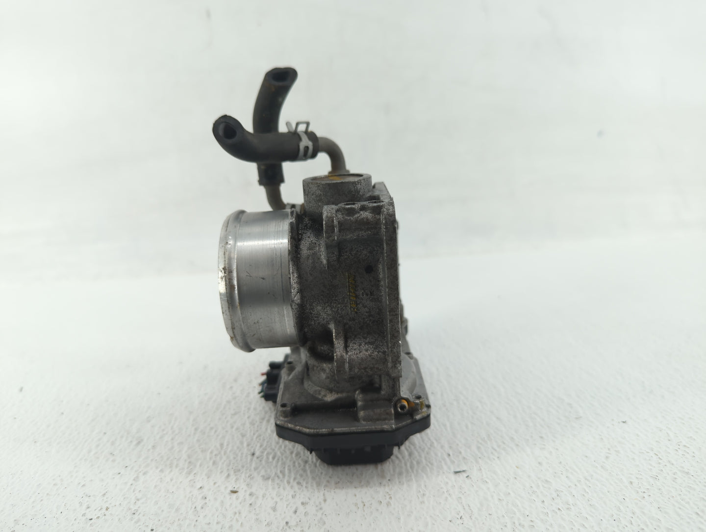 2018-2022 Honda Accord Throttle Body P/N:GMG9A Fits Fits 2016 2017 2018 2019 2020 2021 2022 OEM Used Auto Parts - Oemusedaut