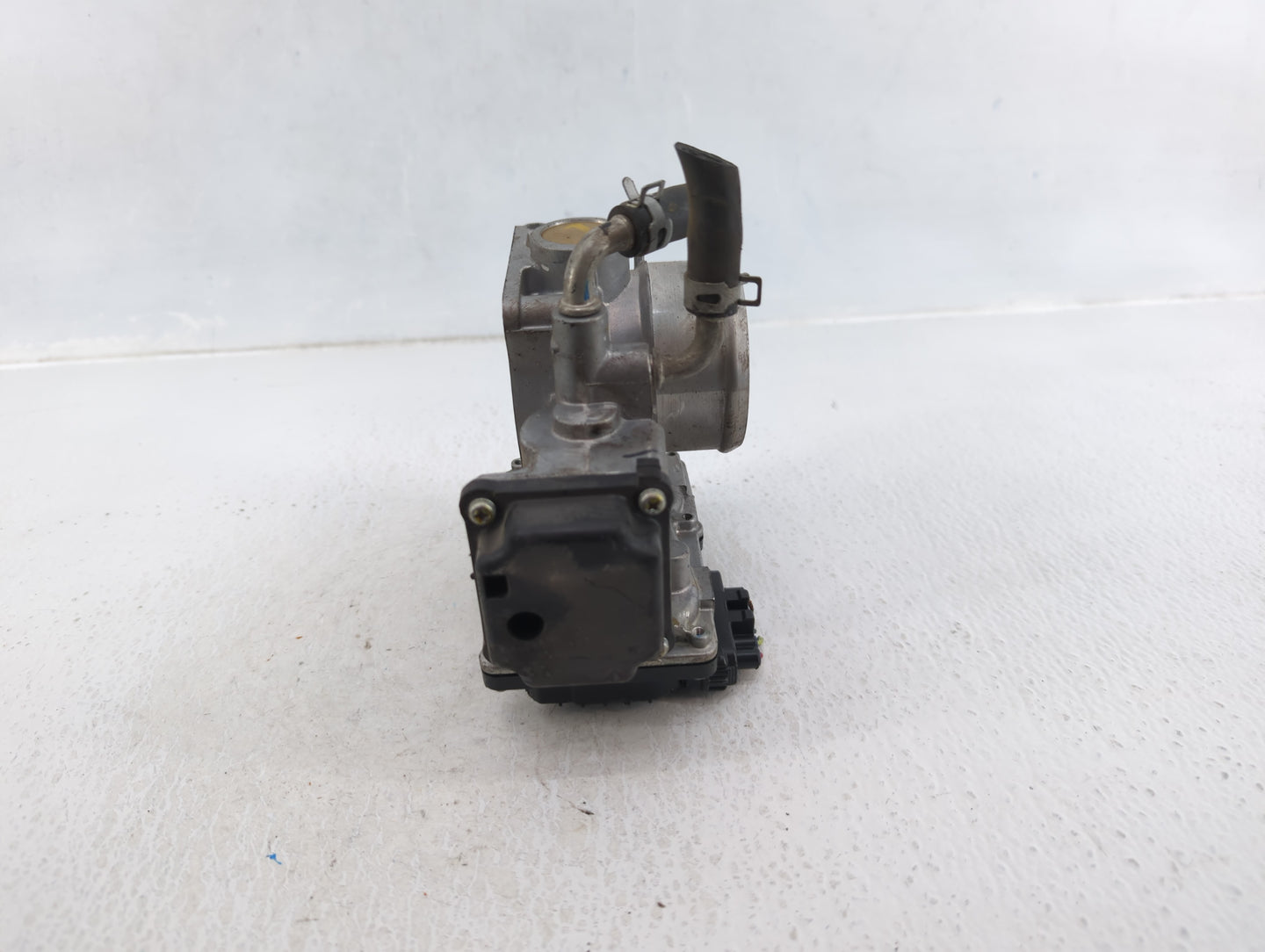 2017-2022 Honda Accord Throttle Body P/N:M2258146591 Fits Fits 2017 2018 2019 2020 2021 2022 OEM Used Auto Parts - Oemusedau