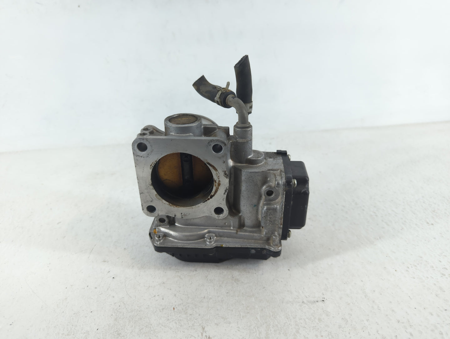 2018-2022 Honda Accord Throttle Body P/N:383385 M80824, GMG9A Fits Fits 2016 2017 2018 2019 2020 2021 2022 OEM Used Auto Par