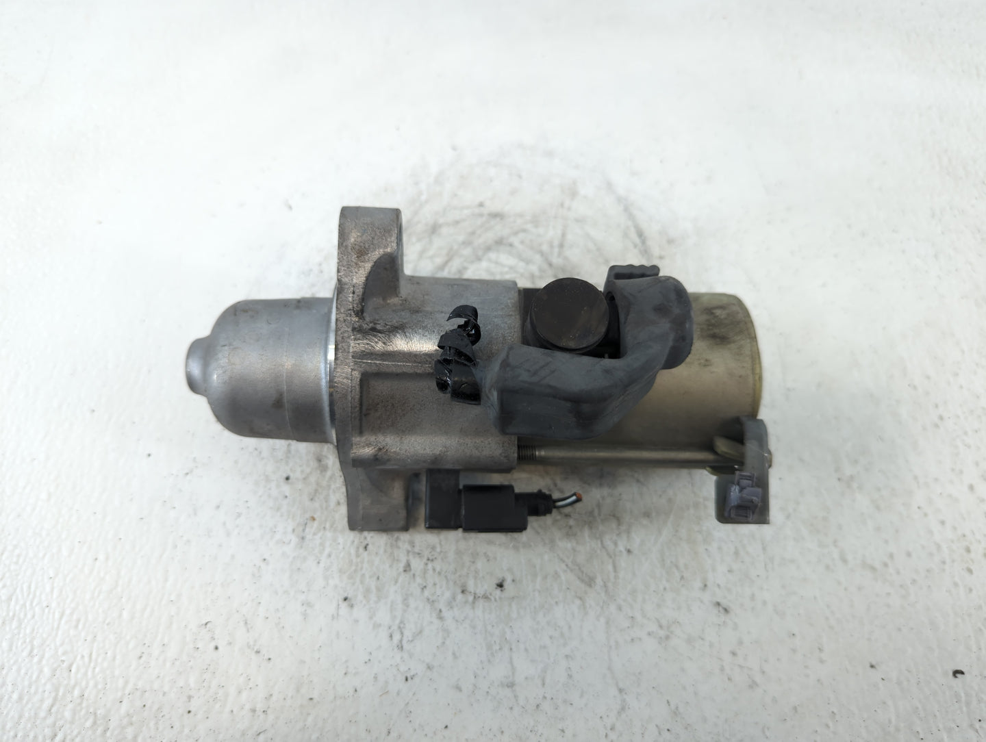 2018-2020 Honda Accord Car Starter Motor Solenoid OEM P/N:SM-75014 Fits Fits 2018 2019 2020 OEM Used Auto Parts - Oemusedaut