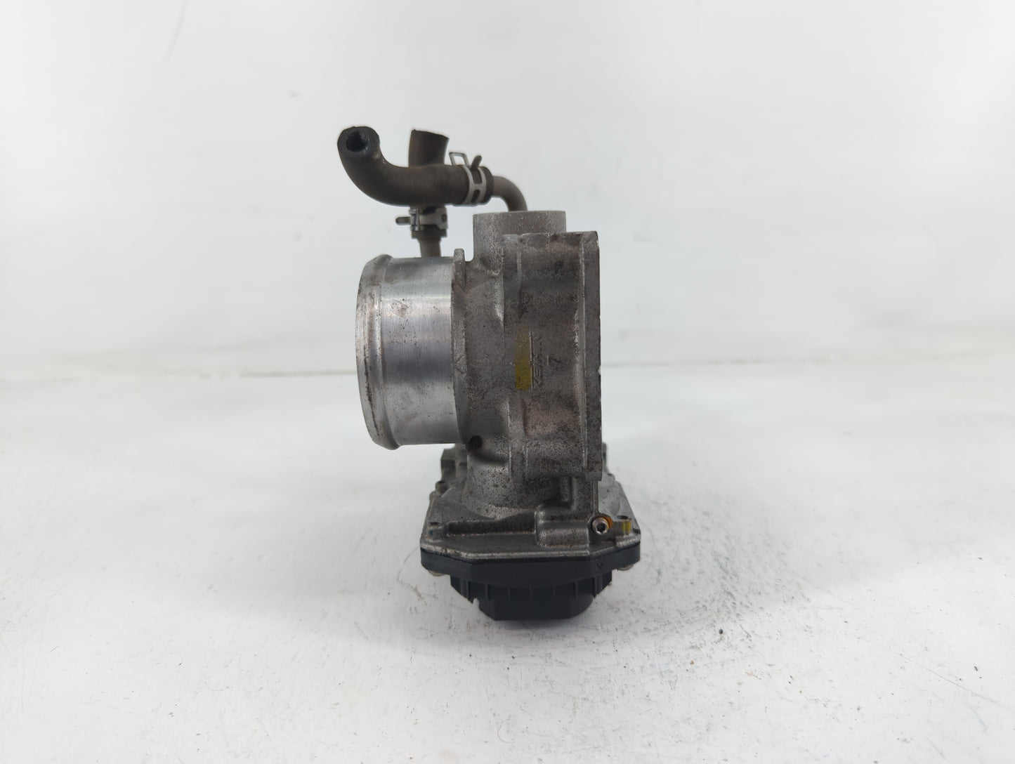 2018-2022 Honda Accord Throttle Body P/N:223322 M80514, GMG9A Fits Fits 2016 2017 2018 2019 2020 2021 2022 OEM Used Auto Par