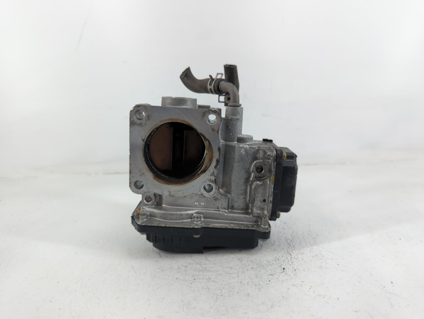 2018-2022 Honda Accord Throttle Body P/N:223322 M80514, GMG9A Fits Fits 2016 2017 2018 2019 2020 2021 2022 OEM Used Auto Par