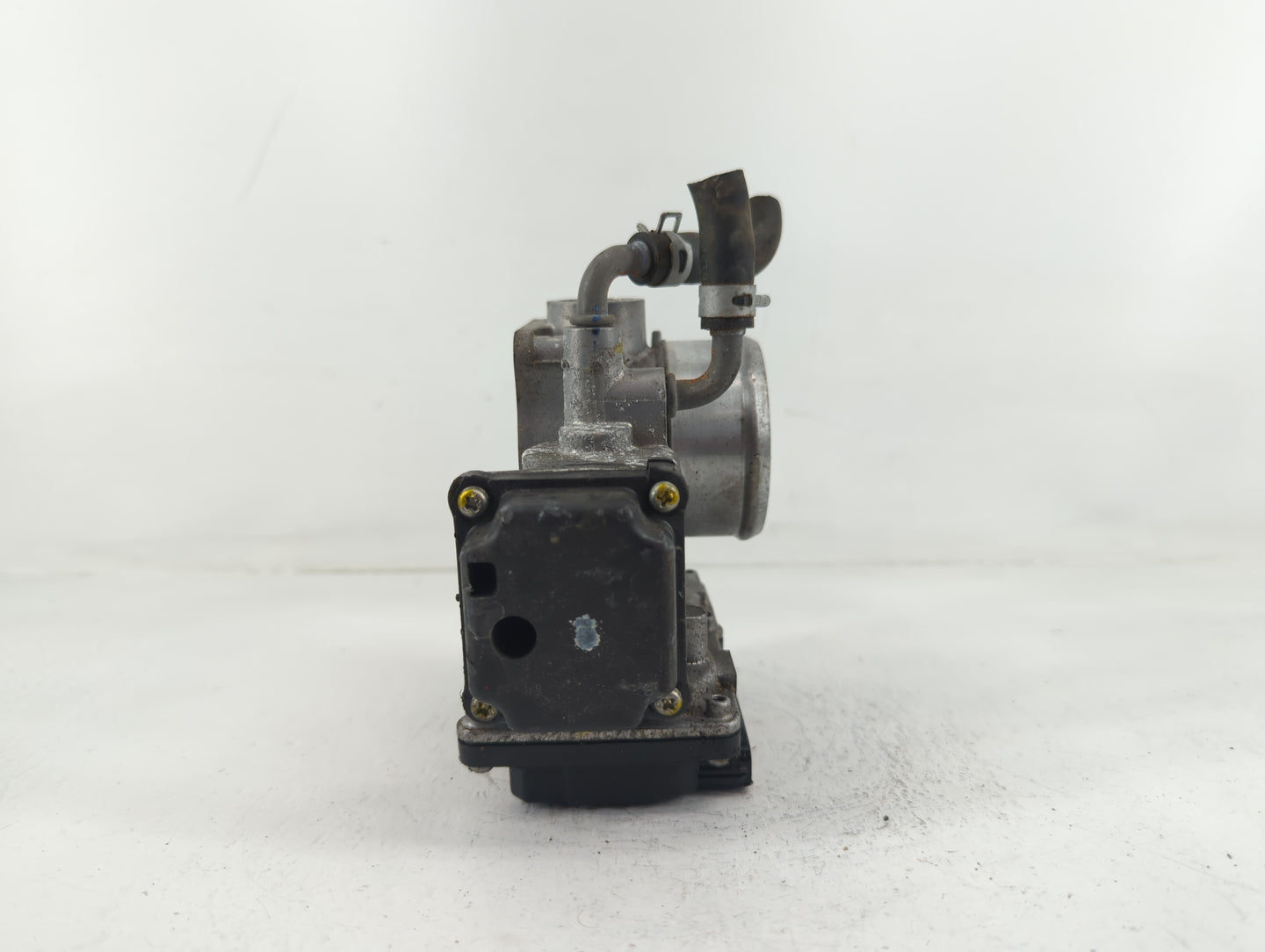 2018-2022 Honda Accord Throttle Body P/N:223322 M80514, GMG9A Fits Fits 2016 2017 2018 2019 2020 2021 2022 OEM Used Auto Par