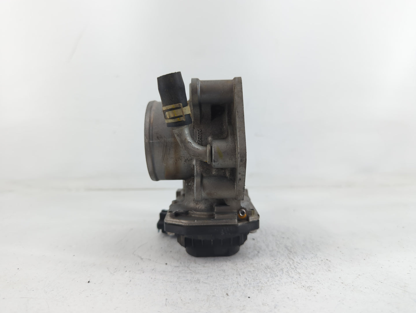 2017-2022 Honda Accord Throttle Body P/N:GMF9D 80207 Fits Fits 2017 2018 2019 2020 2021 2022 OEM Used Auto Parts - Oemusedau