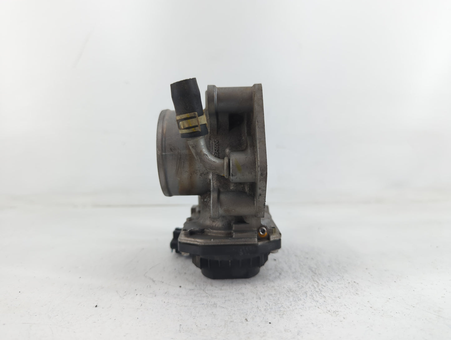 2017-2022 Honda Accord Throttle Body P/N:GMF9D 80207 Fits Fits 2017 2018 2019 2020 2021 2022 OEM Used Auto Parts - Oemusedau