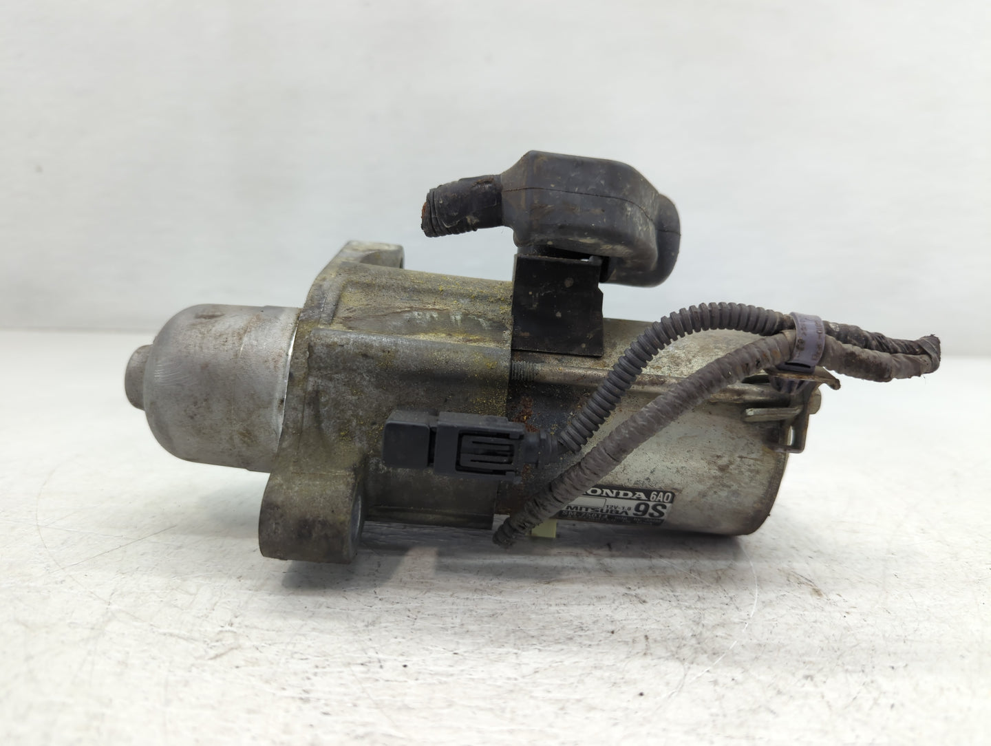 2018-2020 Honda Accord Car Starter Motor Solenoid OEM P/N:SM-75014 Fits Fits 2018 2019 2020 OEM Used Auto Parts - Oemusedaut