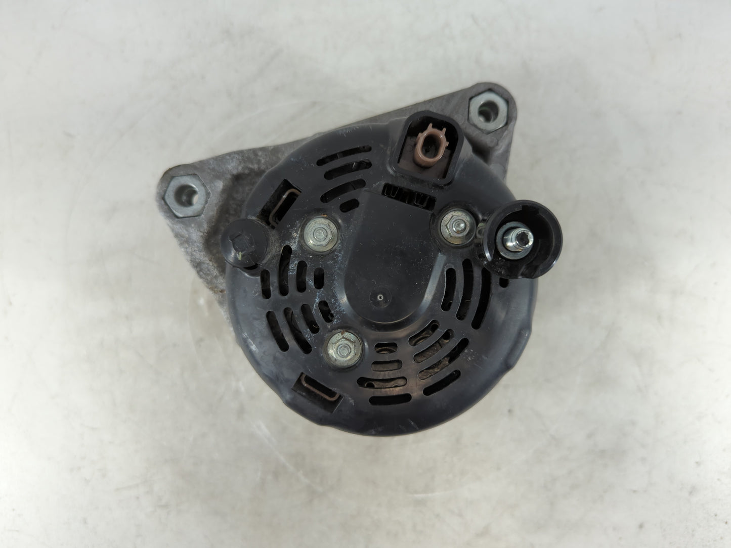 2018-2022 Honda Accord Alternator Replacement Generator Charging Assembly Engine OEM P/N:104211-4340 Fits OEM Used Auto Part