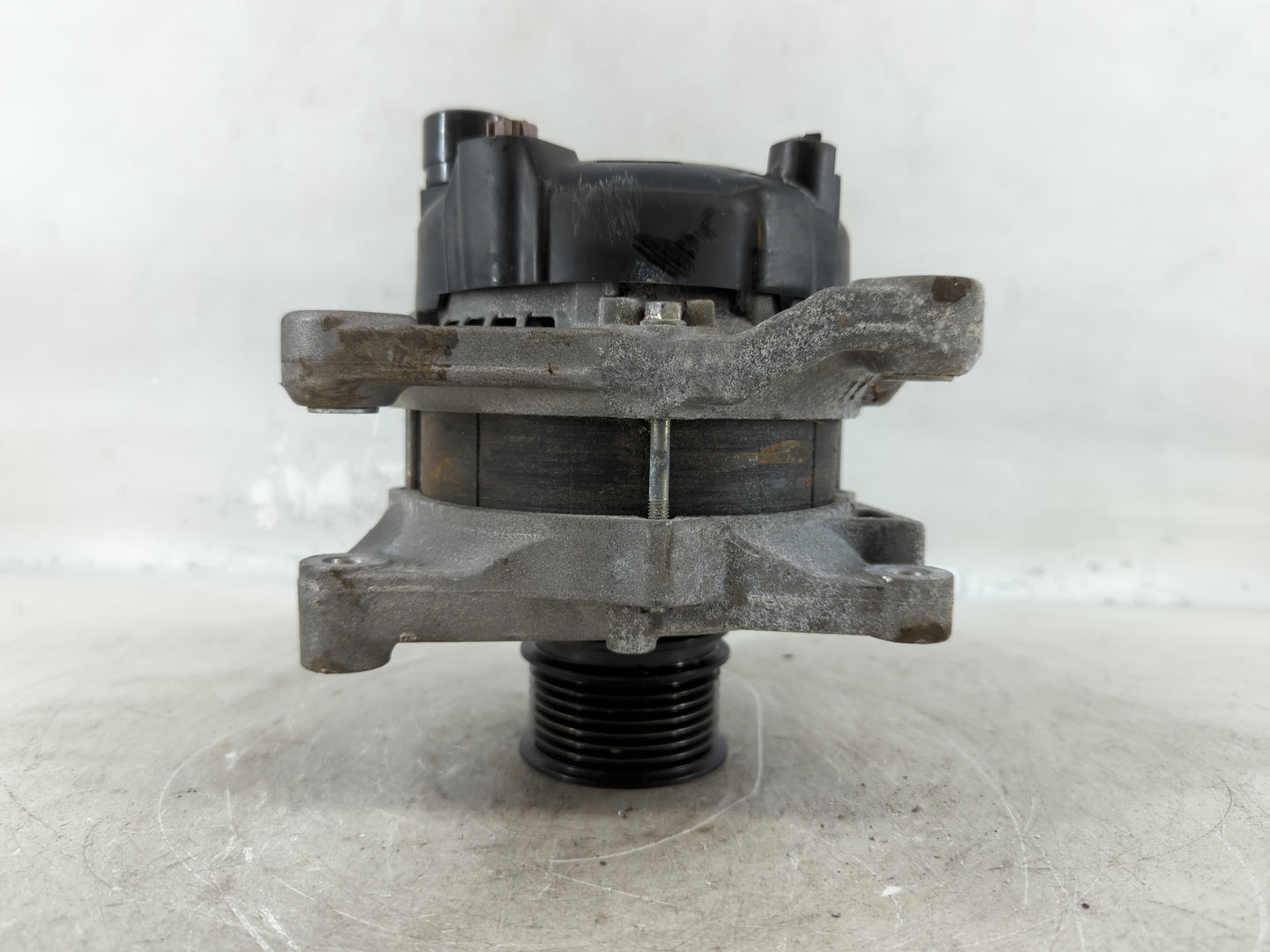 2018-2022 Honda Accord Alternator Replacement Generator Charging Assembly Engine OEM P/N:104211-4340 Fits OEM Used Auto Part