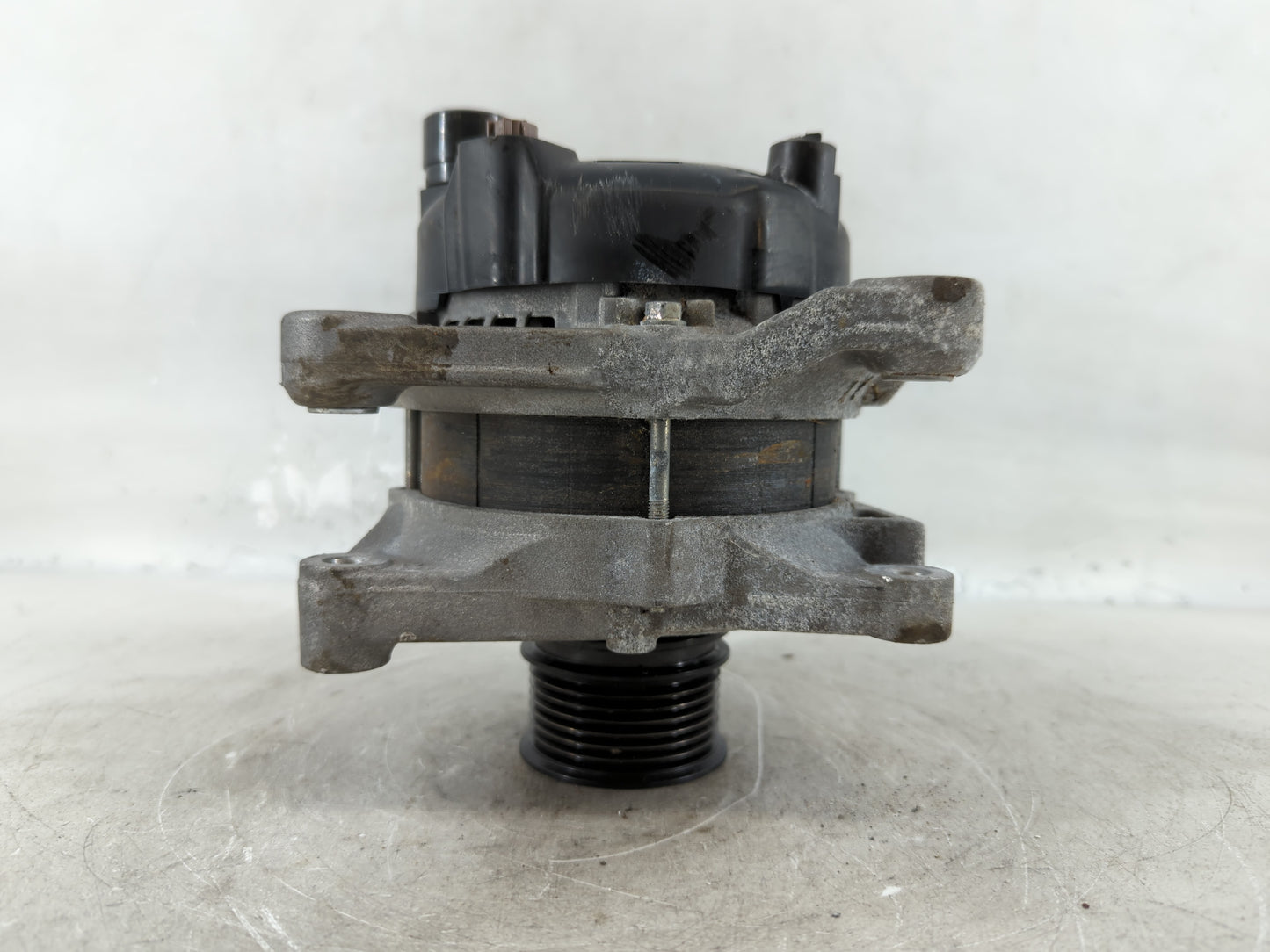 2018-2022 Honda Accord Alternator Replacement Generator Charging Assembly Engine OEM P/N:104211-4340 Fits OEM Used Auto Part