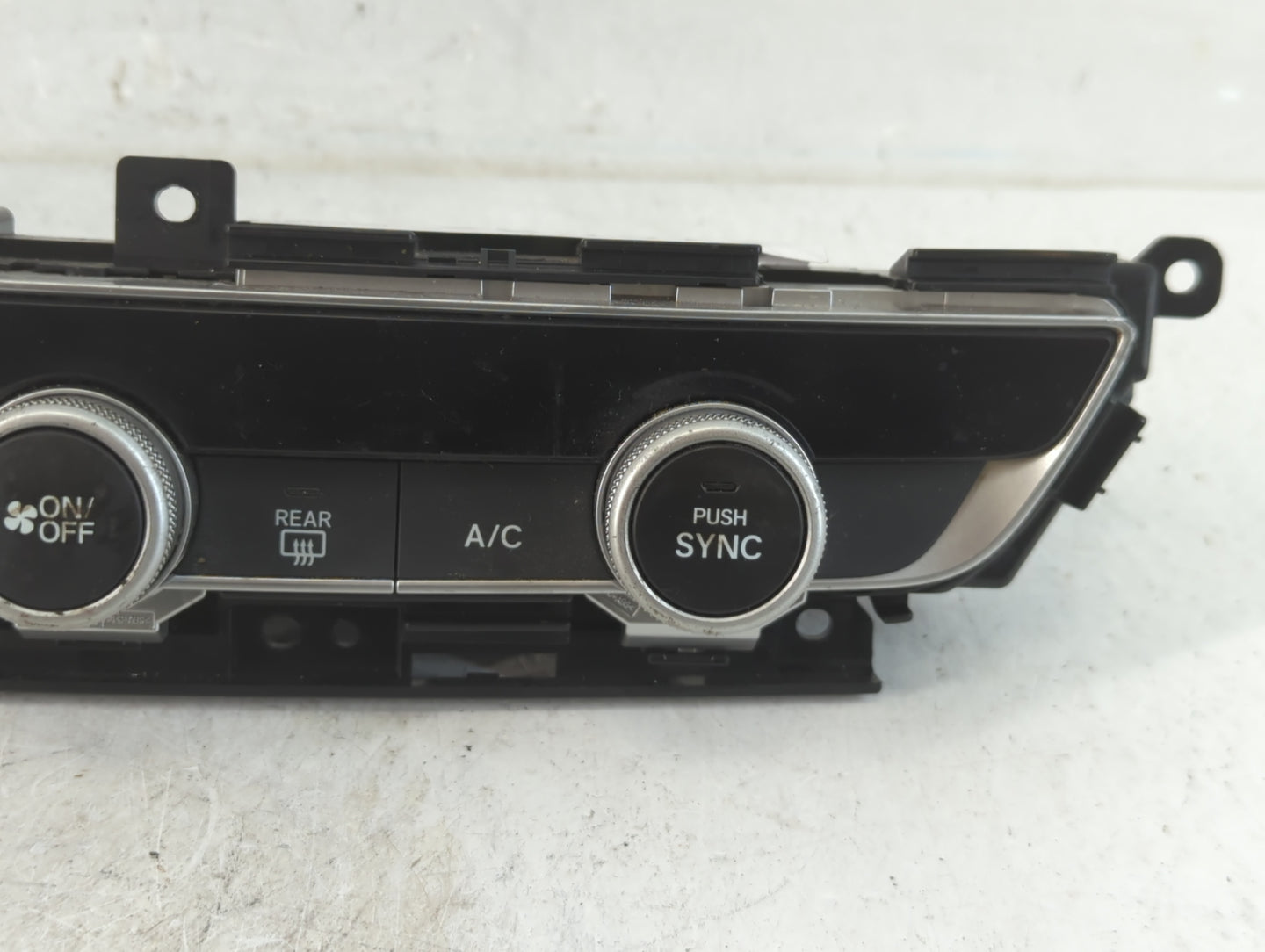 2018-2020 Honda Accord Climate Control Module Temperature AC/Heater Replacement P/N:0518A3 033903 79610TVAA016M1 Fits OEM Us