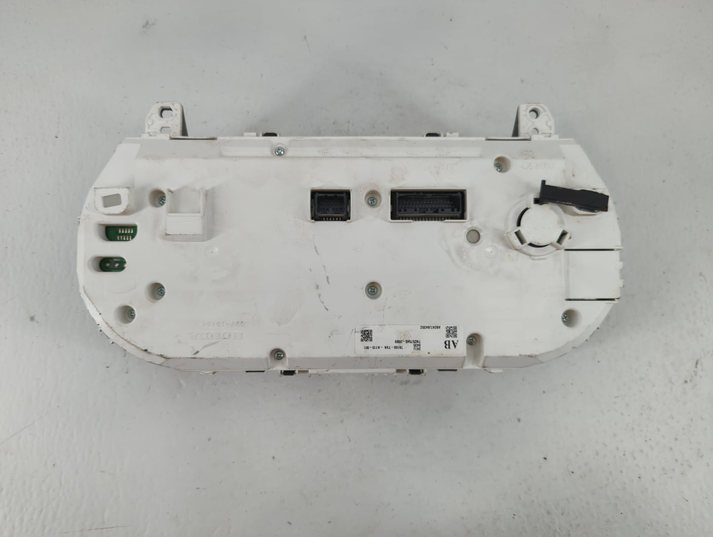 2018-2020 Honda Accord Instrument Cluster Speedometer Gauges P/N:78100-TVA-A115-M1 Fits Fits 2018 2019 2020 OEM Used Auto Pa