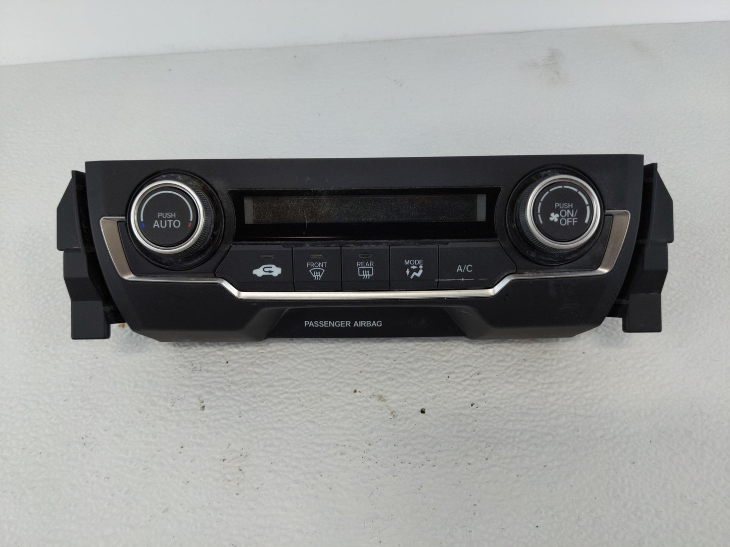 2016-2018 Honda Civic Climate Control Module Temperature AC/Heater Replacement P/N:79600TBAA120M1 Fits Fits 2016 2017 2018 O