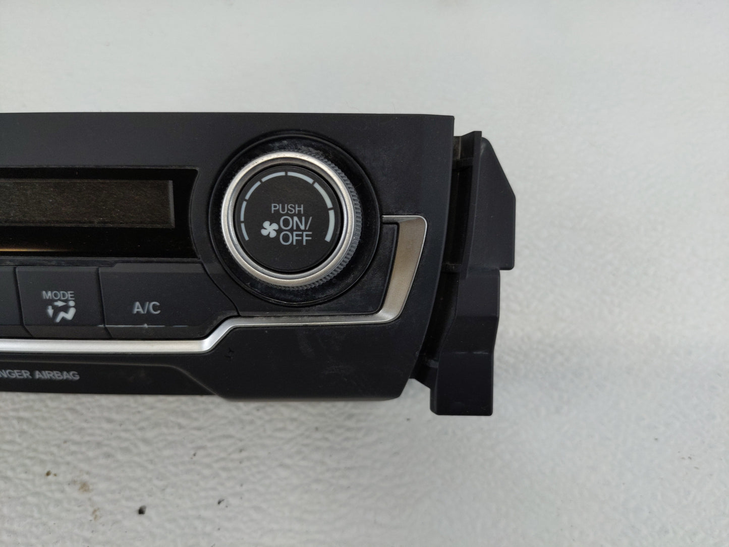 2016-2018 Honda Civic Climate Control Module Temperature AC/Heater Replacement P/N:79600TBAA120M1 Fits Fits 2016 2017 2018 O