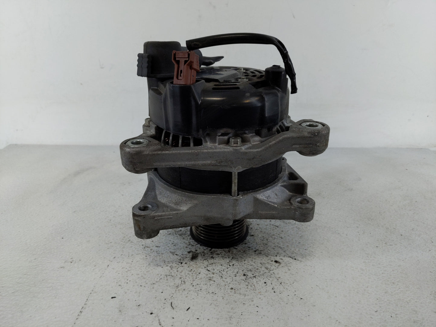 2017-2022 Honda Civic Alternator Replacement Generator Charging Assembly Engine OEM P/N:104211-4340 Fits OEM Used Auto Parts