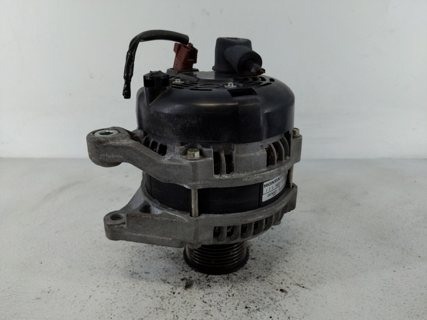 2017-2022 Honda Civic Alternator Replacement Generator Charging Assembly Engine OEM P/N:104211-4340 Fits OEM Used Auto Parts