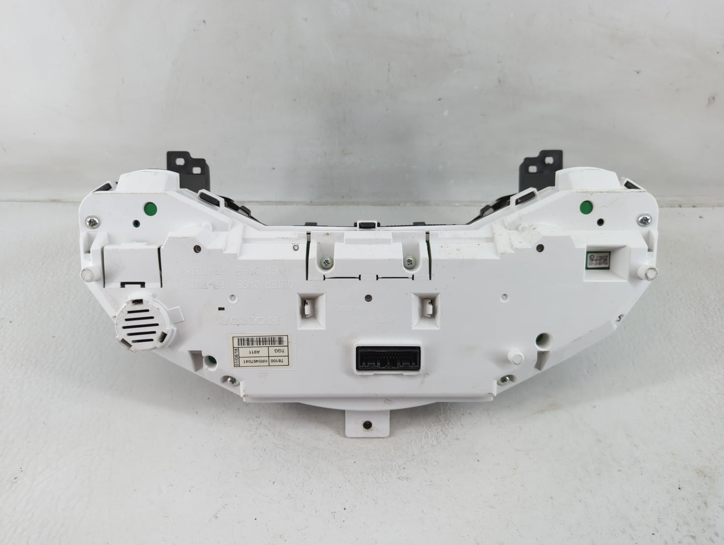 2016-2018 Honda Civic Instrument Cluster Speedometer Gauges P/N:78100 HR0467041 Fits Fits 2016 2017 2018 OEM Used Auto Parts