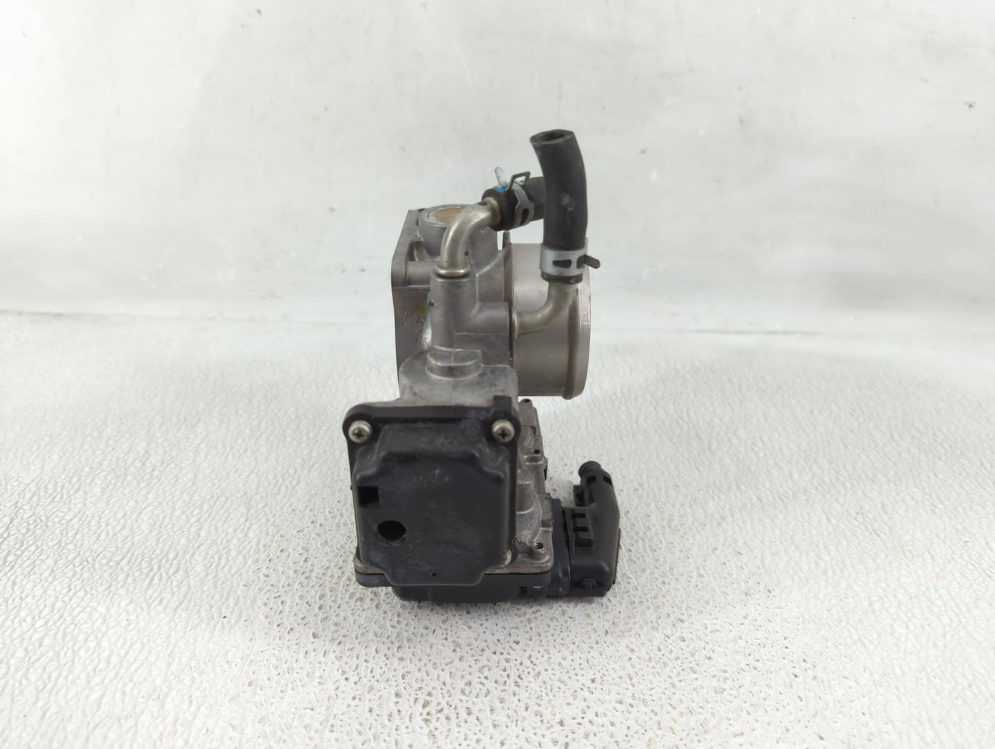 2016-2022 Honda Civic Throttle Body P/N:GMG9A Fits Fits 2016 2017 2018 2019 2020 2021 2022 OEM Used Auto Parts - Oemusedauto