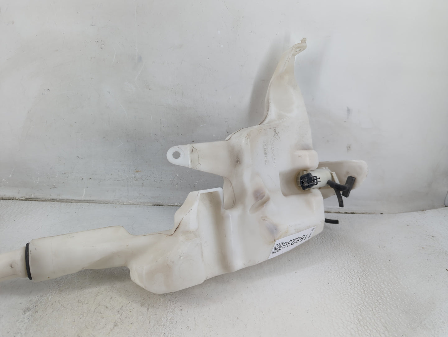 2016-2021 Honda Civic Windshield Washer Fluid Reservoir Bottle Oem - Oemusedautoparts1.com