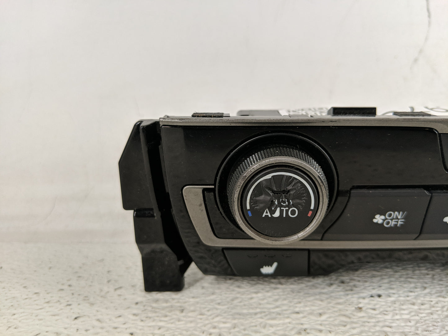2017-2018 Honda Civic Climate Control Module Temperature AC/Heater Replacement P/N:79600TGGA610M1 Fits Fits 2017 2018 OEM Us