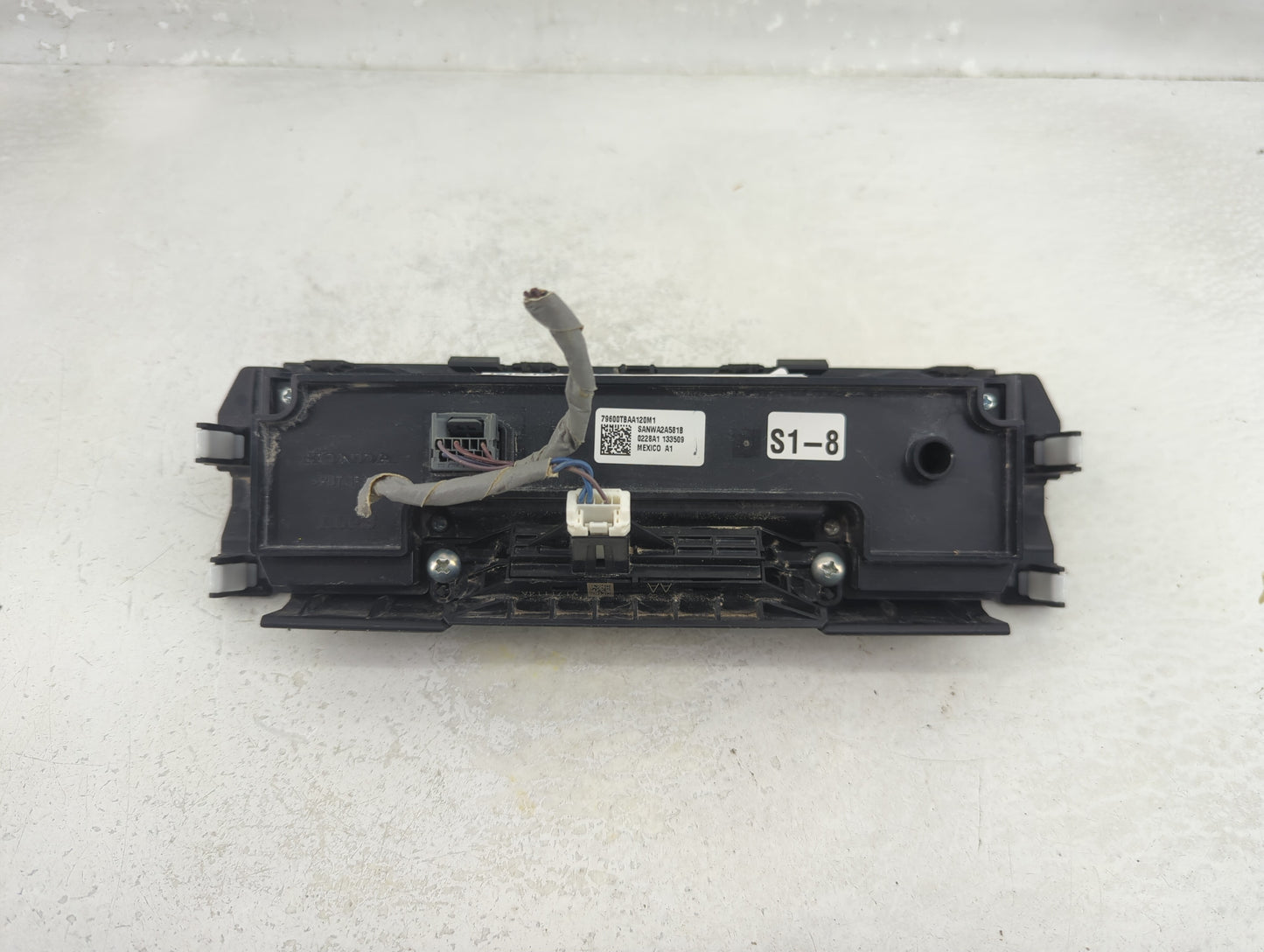 2016-2021 Honda Civic Climate Control Module Temperature AC/Heater Replacement P/N:79600TBAA120M1 Fits OEM Used Auto Parts -