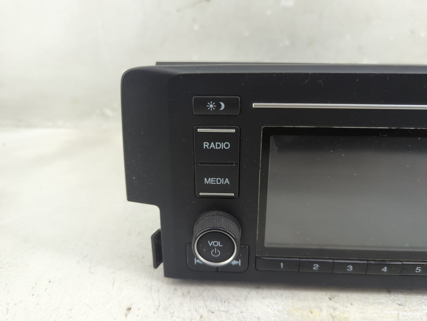 2018 Honda Civic Radio AM FM Cd Player Receiver Replacement P/N:39100-TBA-A21 39100-TBA-A22 Fits OEM Used Auto Parts - Oemus