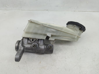 compare product 2016-2021 Honda Civic Brake Master Cylinder 1376528