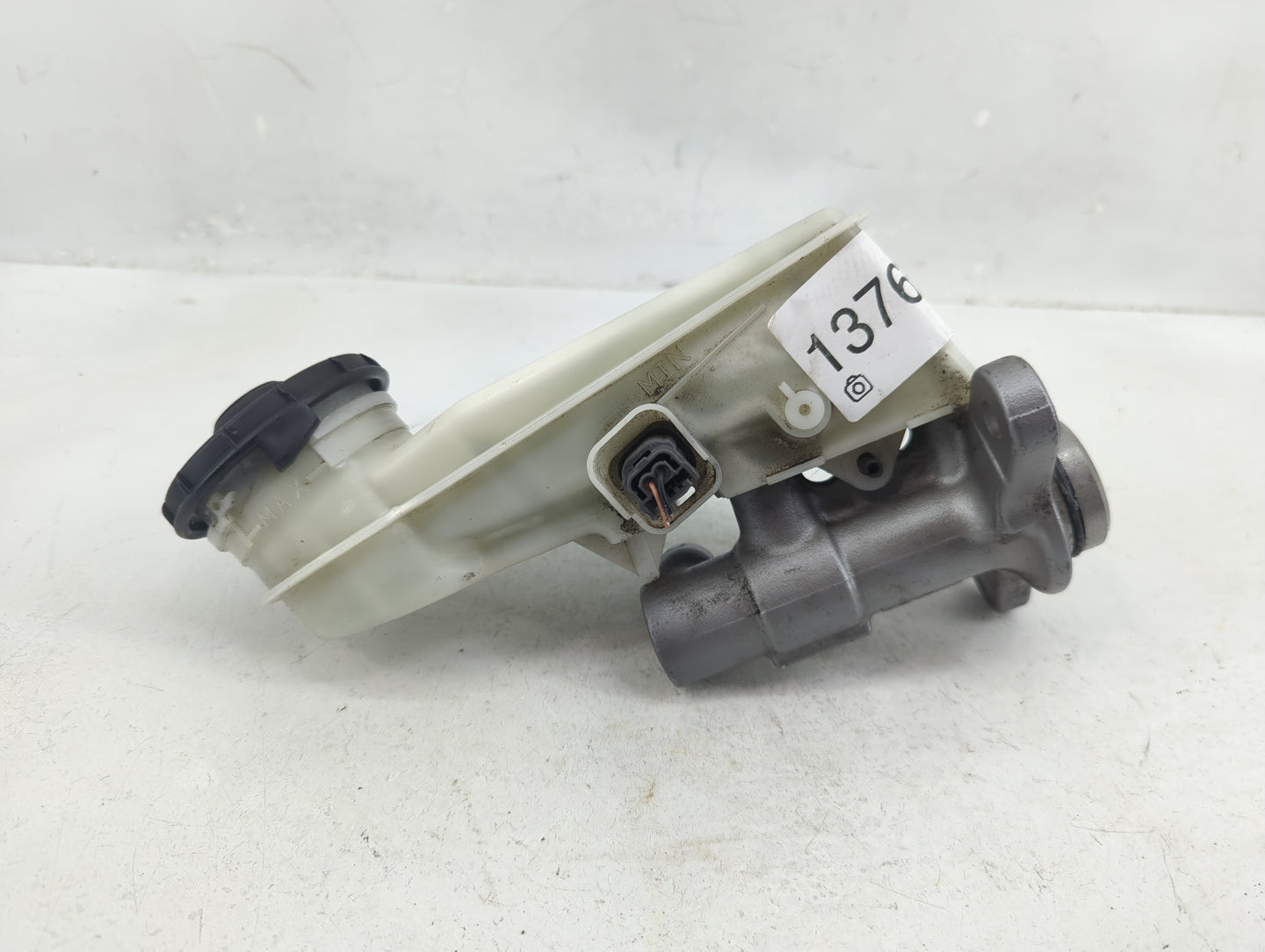 2016-2021 Honda Civic Brake Master Cylinder 1376528 - Oemusedautoparts1.com